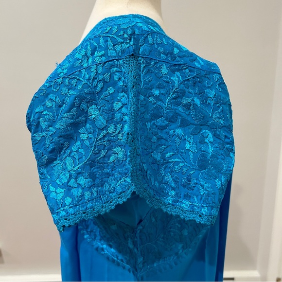 San Antonino Maxi Dress,Oaxaca Mexican dress.Hand Embroidered with Silk Threads. - Picture 5 of 9